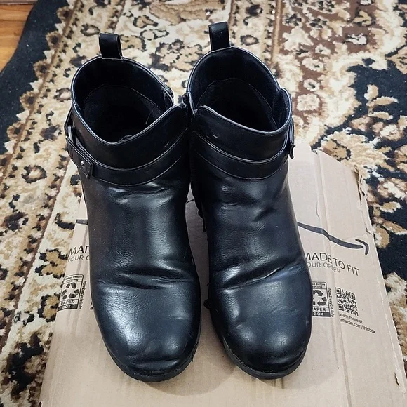 Place Big Girl's Faux Leather Heeled Boots; Size: 6Y, Color: Black - Picture 4 of 16